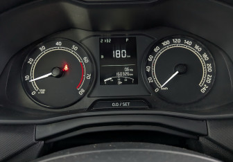 Подержанный автомобиль Skoda Rapid Liftback 2021 года (13 фото)