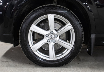 Подержанный автомобиль Volvo XC90 2020 года (25 фото)