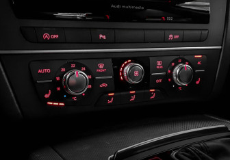 Подержанный автомобиль Audi A6 Sedan 2011 года (15 фото)