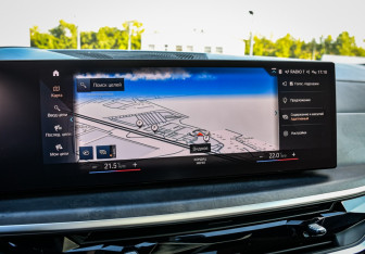 Подержанный автомобиль BMW X7 2022 года (37 фото)