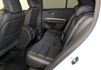 Подержанный автомобиль Cadillac XT4 2020 года (12 фото)