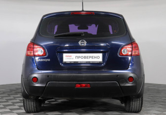 Подержанный автомобиль Nissan Qashqai 2008 года (6 фото)