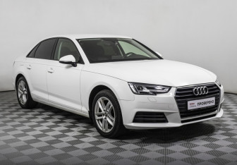 Подержанный автомобиль Audi A4 Sedan 2018 года (3 фото)