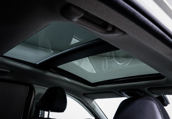 Подержанный автомобиль Hyundai Sonata 2022 года (17 фото)