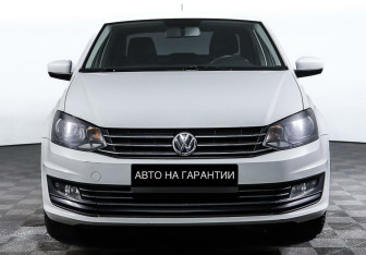 Подержанный автомобиль Volkswagen Polo Sedan 2016 года (2 фото)