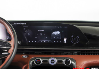 Подержанный автомобиль Exeed RX 2023 года (14 фото)