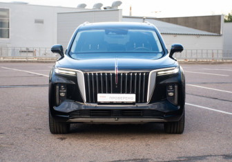 Подержанный автомобиль Hongqi E-HS9 2021 года (2 фото)