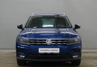 Подержанный автомобиль Volkswagen Tiguan 2019 года (2 фото)