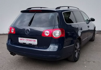 Подержанный автомобиль Volkswagen Passat Wagon 2008 года (5 фото)