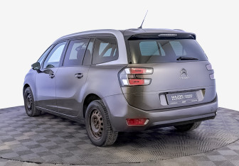 Подержанный автомобиль Citroen C4 Picasso 2017 года (7 фото)