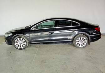Подержанный автомобиль Volkswagen Passat CC 2011 года (8 фото)