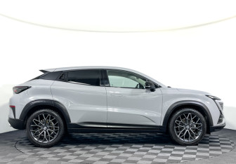 Подержанный автомобиль Changan UNI-T 2023 года (4 фото)