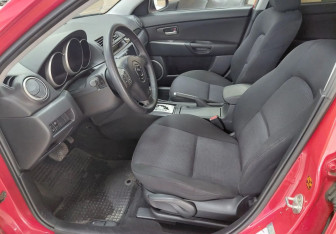Подержанный автомобиль Mazda 3 Hatchback 2007 года (9 фото)