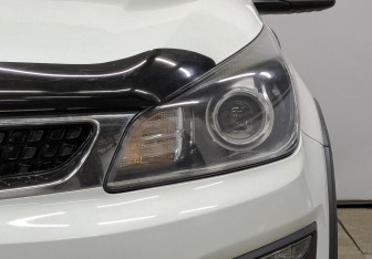 Подержанный автомобиль Kia Rio Hatchback 2020 года (17 фото)