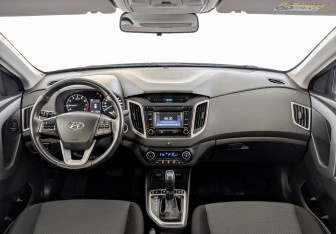 Подержанный автомобиль Hyundai Creta 2018 года (14 фото)