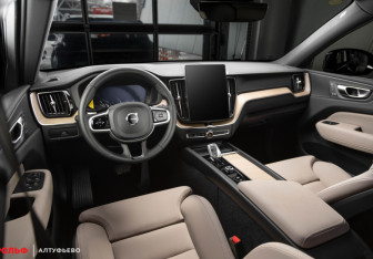 Новый Volvo XC60 2025 (12 фото)