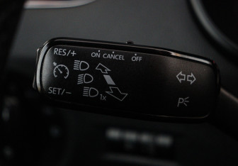 Подержанный автомобиль Skoda Octavia Liftback 2013 года (15 фото)