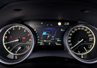 Подержанный автомобиль Toyota Camry Sedan 2021 года (13 фото)