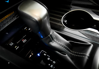 Подержанный автомобиль Lexus RX 2019 года (26 фото)