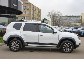 Подержанный автомобиль Renault Duster 2020 года (4 фото)