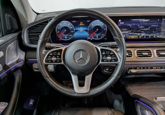 Подержанный автомобиль Mercedes-Benz GLE 2020 года (22 фото)