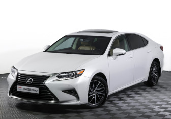 Подержанный автомобиль Lexus ES 2015 года (22 фото)