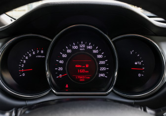 Подержанный автомобиль Kia Ceed Wagon 2014 года (12 фото)
