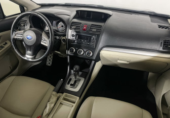 Подержанный автомобиль Subaru XV 2014 года (9 фото)