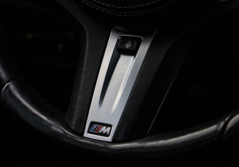 Подержанный автомобиль BMW X7 2021 года (19 фото)