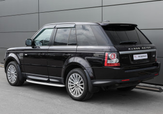 Подержанный автомобиль Land Rover Range Rover Sport 2011 года (6 фото)