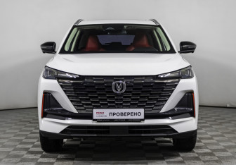 Подержанный автомобиль Changan UNI-S 2024 года (2 фото)