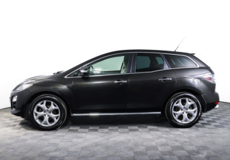 Подержанный автомобиль Mazda CX-7 2010 года (8 фото)