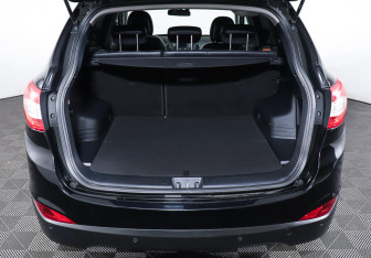 Подержанный автомобиль Hyundai ix35 2014 года (19 фото)