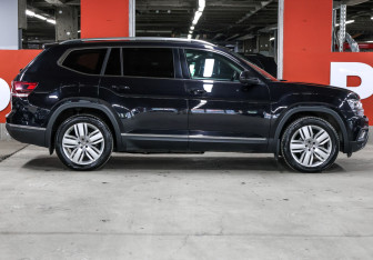 Подержанный автомобиль Volkswagen Teramont 2018 года (4 фото)