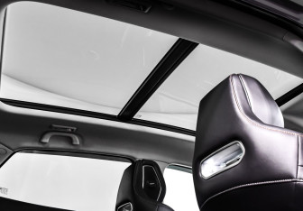 Подержанный автомобиль Changan UNI-K 2024 года (26 фото)