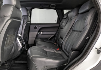 Подержанный автомобиль Land Rover Range Rover Sport 2013 года (12 фото)