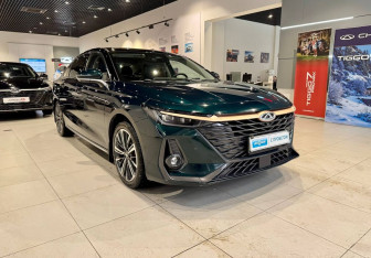 Подержанный автомобиль Chery Arrizo 8 2023 года (3 фото)