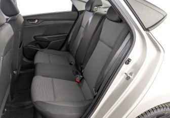 Подержанный автомобиль Hyundai Solaris Sedan 2018 года (18 фото)