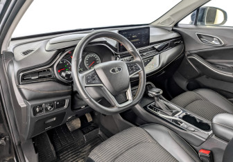 Подержанный автомобиль Москвич 3 2023 года (16 фото)