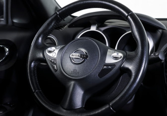 Подержанный автомобиль Nissan Juke 2013 года (14 фото)
