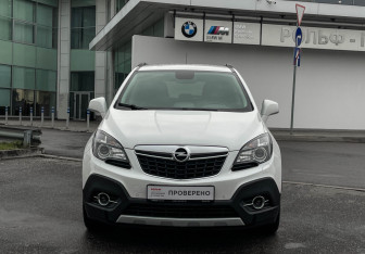 Подержанный автомобиль Opel Mokka 2013 года (2 фото)