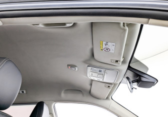 Подержанный автомобиль Geely Atlas 2019 года (23 фото)