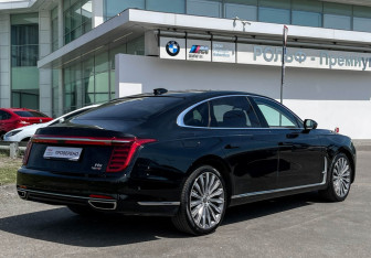 Подержанный автомобиль Hongqi H9 2023 года (5 фото)