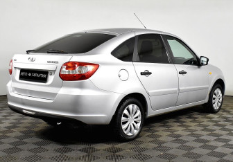 Подержанный автомобиль LADA (ВАЗ) Granta Sedan 2016 года (4 фото)