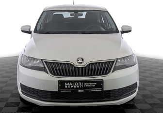 Подержанный автомобиль Skoda Rapid Liftback 2019 года (2 фото)