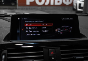 Подержанный автомобиль BMW M2 2019 года (18 фото)