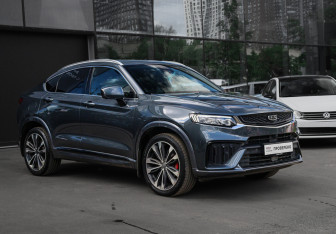 Подержанный автомобиль Geely Tugella 2022 года (3 фото)