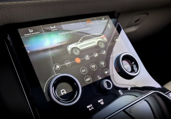 Подержанный автомобиль Land Rover Range Rover Velar 2020 года (29 фото)