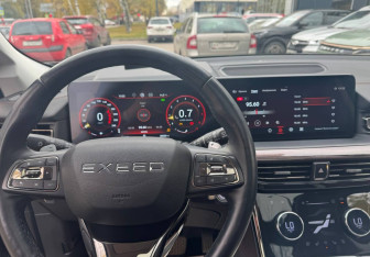Подержанный автомобиль Exeed VX 2022 года (15 фото)