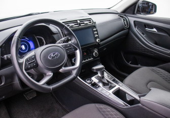 Подержанный автомобиль Hyundai Creta 2021 года (9 фото)